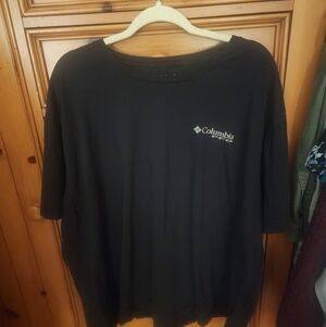 COLUMBIA Womens Plus Size  Black Sportswear Tee